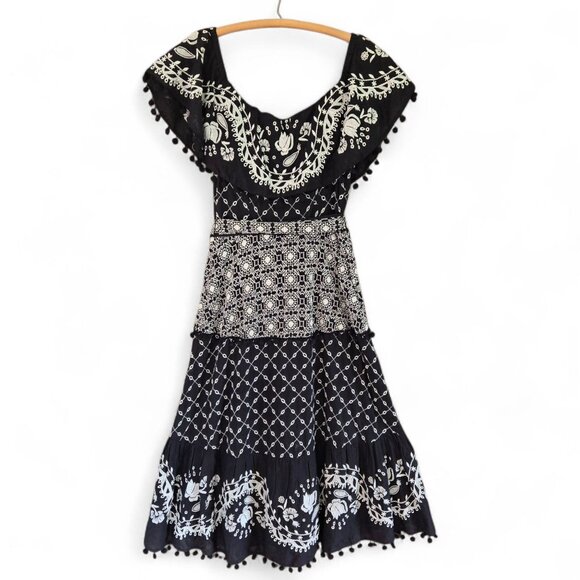 Anthropologie Marisol Size 6 Boho Black & White Embroidered Off-Shoulder Dress - Picture 4 of 11